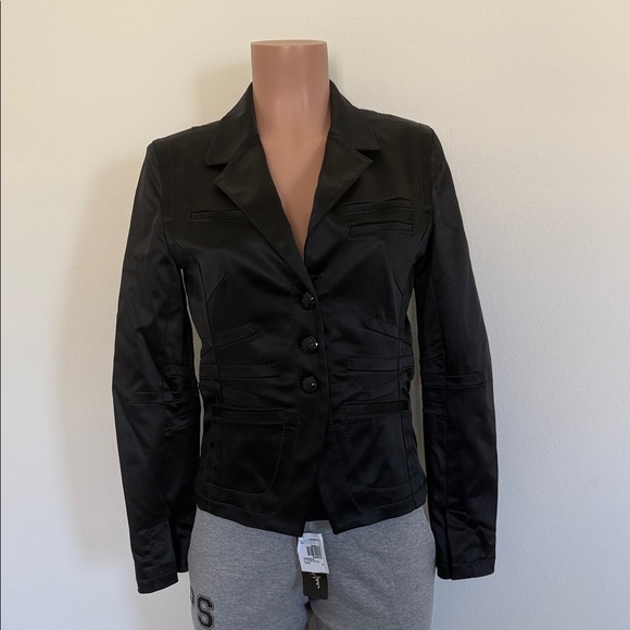 Avenue Montaigne Jackets & Blazers - Chic Black Women's Blazer Avenue Montaigne